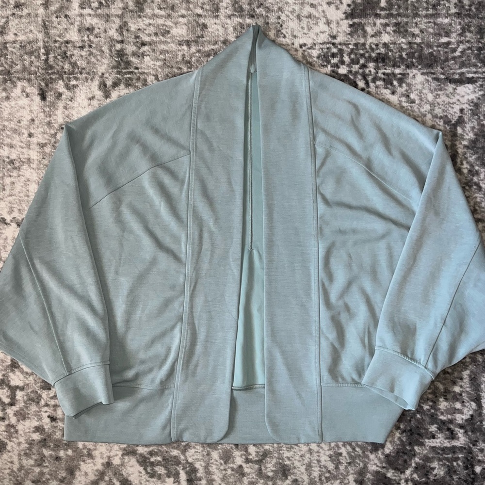 Lululemon Softstreme Dropped Sleeve Wrap